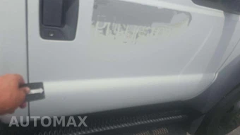 2012 Ford Super Duty F-550 Cab Chassis XL Regular Cab DRW - miniatura 28