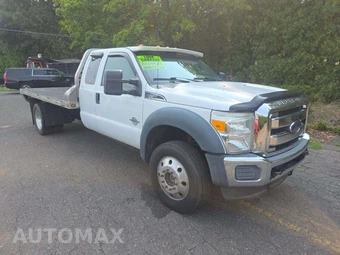2012 Ford Super Duty F-550 Cab Chassis XLT Extended Cab w/Rear Doors DRW - miniatura 4