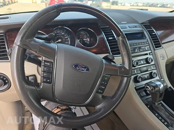 2012 Ford Taurus Limited – miniatura 10