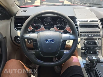 2012 Ford Taurus SEL – miniatura 10