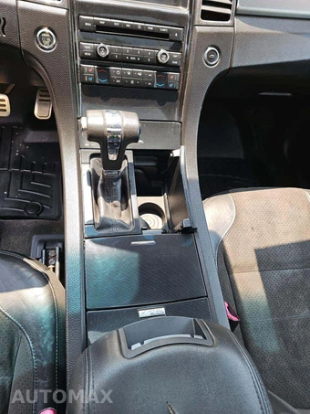2012 Ford Taurus SHO – miniatura 10