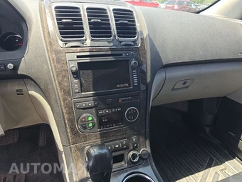 2012 GMC Acadia Denali 5SA – miniatura 11