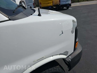 2012 GMC Savana 3500 Cargo Van 1WT 135.0" WB – miniatura 28