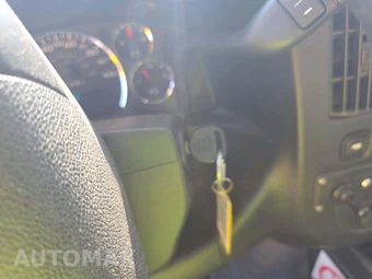 2012 GMC Savana 3500 Cargo Van 1WT 135.0" WB – miniatura 8