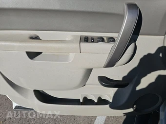 2012 GMC Sierra 2500HD SLE Crew Cab Medium Bed 3SA – miniatura 9