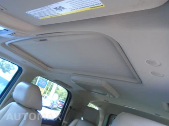2012 GMC Yukon Denali 1500 5SA - miniatura 25