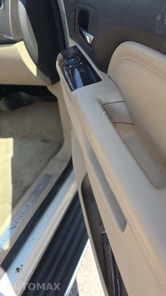 2012 GMC Yukon Denali 1500 5SA - miniatura 29