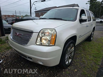 2012 GMC Yukon Denali XL 5SA