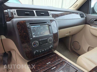 2012 GMC Yukon Denali XL 5SA – miniatura 10
