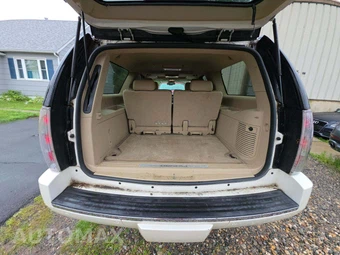 2012 GMC Yukon Denali XL 5SA – miniatura 15