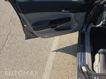2012 Honda Accord Sedan LX - miniatura 9