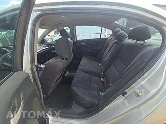 2012 Honda Accord Sedan LX - miniatura 10
