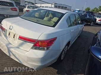 2012 Honda Accord Sedan LX - miniatura 4
