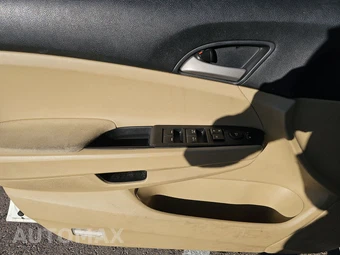 2012 Honda Accord Sedan SE - miniatura 9