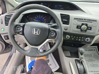 2012 Honda Civic Sedan LX - miniatura 10