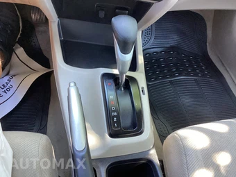 2012 Honda Civic Sedan LX - miniatura 27