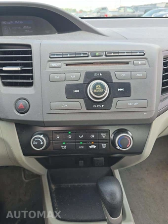 2012 Honda Civic Sedan LX - miniatura 10