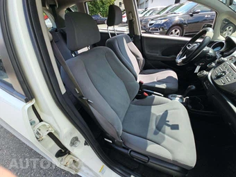 2012 Honda Fit – miniatura 18