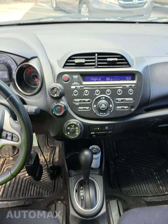 2012 Honda Fit Sport – miniatura 10