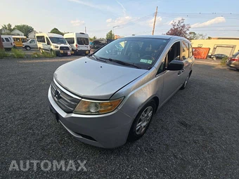 2012 Honda Odyssey LX 118.1" WB