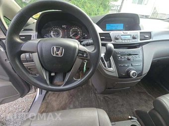 2012 Honda Odyssey LX 118.1" WB - miniatura 10