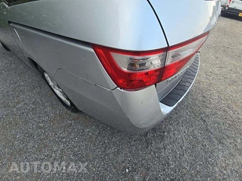 2012 Honda Odyssey LX 118.1" WB - miniatura 32