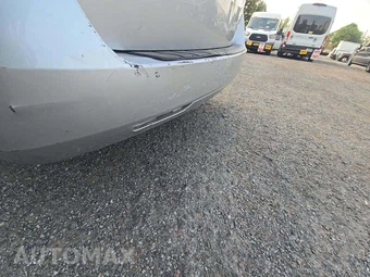 2012 Honda Odyssey LX 118.1" WB - miniatura 33