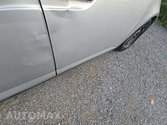 2012 Honda Odyssey LX 118.1" WB - miniatura 38