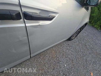 2012 Honda Odyssey LX 118.1" WB - miniatura 39