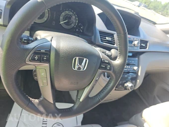 2012 Honda Odyssey Touring 118.1" WB – miniatura 10