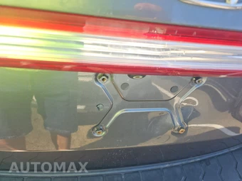 2012 Honda Odyssey Touring 118.1" WB – miniatura 17