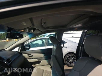 2012 Honda Odyssey Touring 118.1" WB – miniatura 19