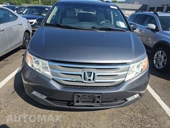2012 Honda Odyssey Touring 118.1" WB – miniatura 2