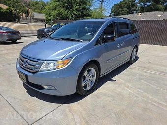 2012 Honda Odyssey Touring Elite 118.1" WB