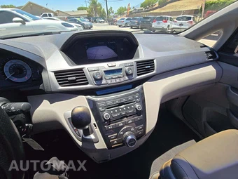 2012 Honda Odyssey Touring Elite 118.1" WB - miniatura 10