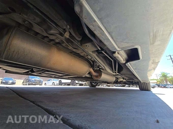 2012 Honda Odyssey Touring Elite 118.1" WB - miniatura 18