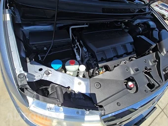 2012 Honda Odyssey Touring Elite 118.1" WB - miniatura 32