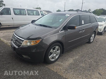 2012 Honda Odyssey Touring Elite 118.1" WB