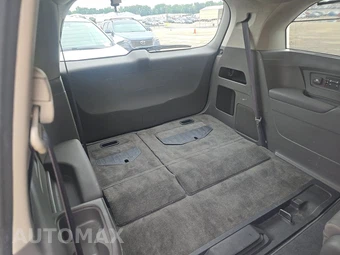 2012 Honda Odyssey Touring Elite 118.1" WB - miniatura 14