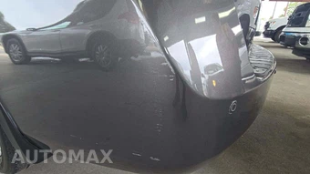 2012 Honda Odyssey Touring Elite 118.1" WB - miniatura 27