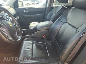 2012 Honda Pilot Touring w/Navigation & RES – miniatura 7
