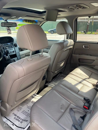 2012 Honda Pilot Touring w/Navigation & RES - miniatura 44