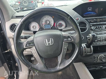 2012 Honda Pilot Touring w/Navigation & RES – miniatura 10