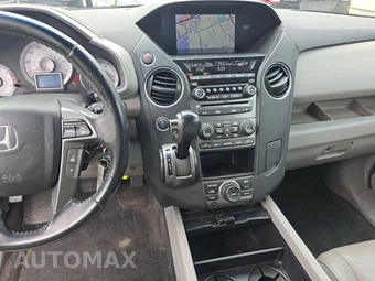 2012 Honda Pilot Touring w/Navigation & RES – miniatura 11