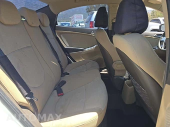 2012 Hyundai Accent GLS Sedan – miniatura 13