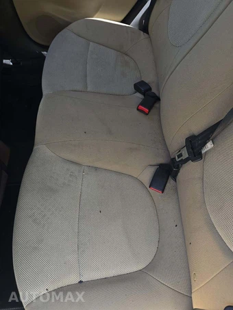 2012 Hyundai Accent GLS Sedan – miniatura 19