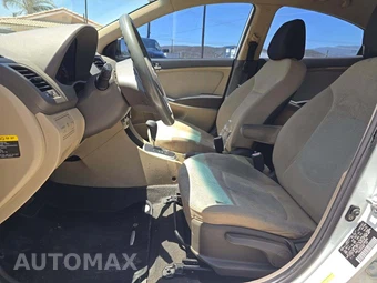 2012 Hyundai Accent GLS Sedan – miniatura 3