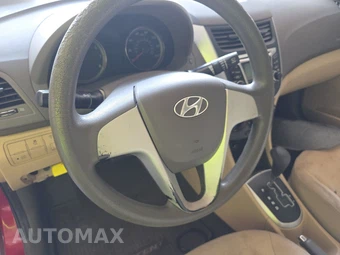 2012 Hyundai Accent GLS Sedan - miniatura 10