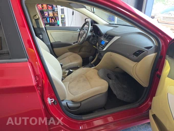 2012 Hyundai Accent GLS Sedan - miniatura 8