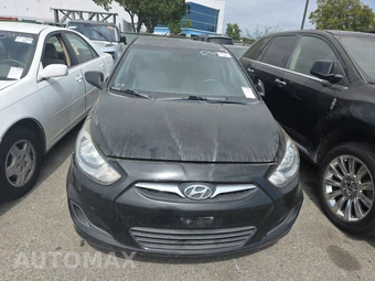 2012 Hyundai Accent GS Hatchback – miniatura 2
